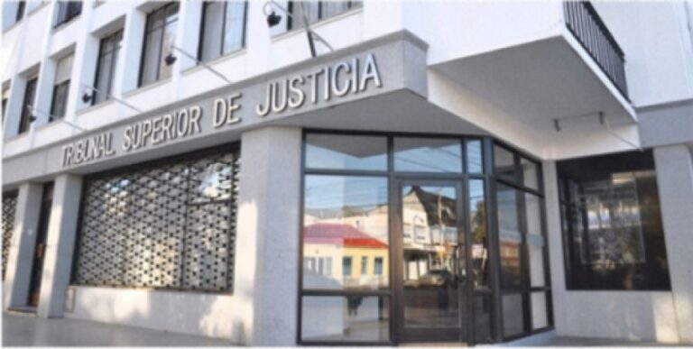 Abogados de Santa Cruz reclaman por mejoras en el servicio de Justicia